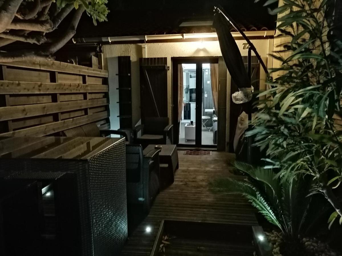 Вилла Cocoon'House Груиссан Экстерьер фото
